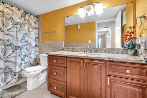 Купить кондоминиум в Лодерхилл, Флорида 3 спальни, 141.77м2, № 1956182 - фото 14