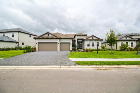 Villa ou maison à LORRAINE LAKES à Bradenton, Floride 3 chambres, 246.19 m2 № 2298761