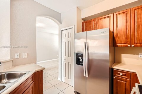 Touwnhouse à vendre à Homestead, Floride: 4 chambres, 154.31 m2 № 1945959 - photo 6