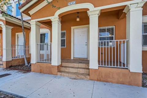 Touwnhouse à vendre à Homestead, Floride: 4 chambres, 154.31 m2 № 1945959 - photo 4