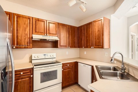 Touwnhouse à vendre à Homestead, Floride: 4 chambres, 154.31 m2 № 1945959 - photo 5