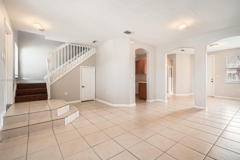 Touwnhouse à vendre à Homestead, Floride: 4 chambres, 154.31 m2 № 1945959 - photo 14