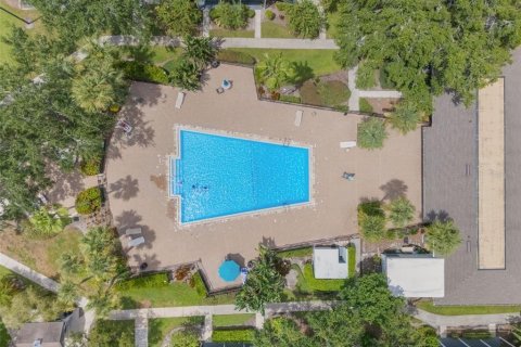 Condo in Orlando, Florida, 1 bedroom  № 1883339 - photo 13