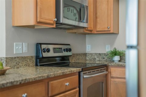 Condo in Orlando, Florida, 1 bedroom  № 1883339 - photo 27