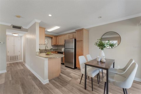Condo in Orlando, Florida, 1 bedroom  № 1883339 - photo 5