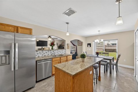 Casa en venta en Wesley Chapel, Florida, 4 dormitorios, 180.6 m2 № 1918512 - foto 8