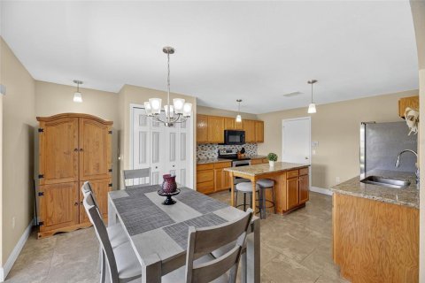 Casa en venta en Wesley Chapel, Florida, 4 dormitorios, 180.6 m2 № 1918512 - foto 6