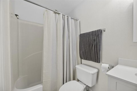 Casa en venta en Wesley Chapel, Florida, 4 dormitorios, 180.6 m2 № 1918512 - foto 27