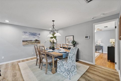 Casa en venta en Tampa, Florida, 3 dormitorios, 182.09 m2 № 1899606 - foto 16