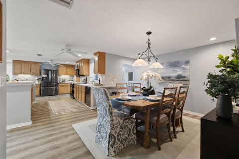 Casa en venta en Tampa, Florida, 3 dormitorios, 182.09 m2 № 1899606 - foto 14