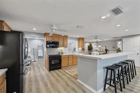 Casa en venta en Tampa, Florida, 3 dormitorios, 182.09 m2 № 1899606 - foto 8