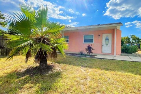 Apartment in Holiday, Florida 2 bedrooms, 72.84 sq.m. № 2217765