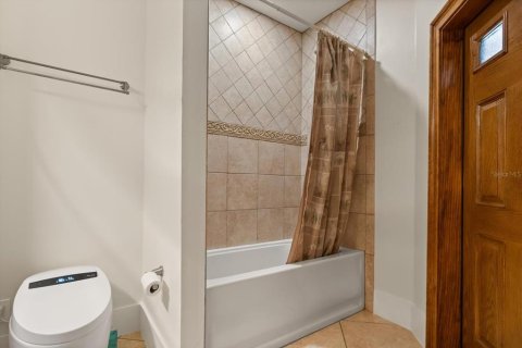 Casa en venta en Tavares, Florida, 5 dormitorios, 367.89 m2 № 2204585 - foto 28