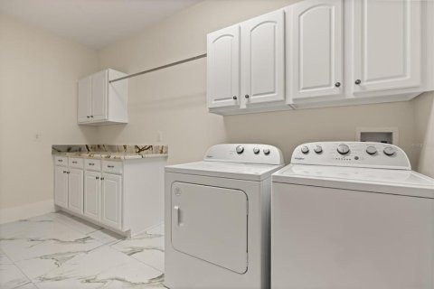 Casa en venta en Tavares, Florida, 5 dormitorios, 367.89 m2 № 2204585 - foto 26