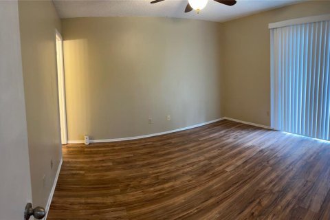 Duplex in Orlando, Florida 2 bedrooms, 88.07 sq.m. № 1784826 - photo 6