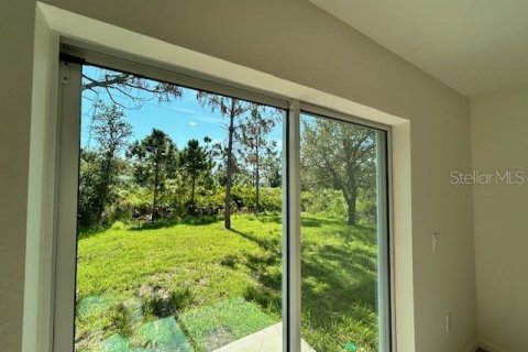 House in Port Charlotte, Florida 3 bedrooms, 144.18 sq.m. № 1805280 - photo 3