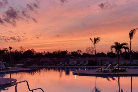 Condominio en alquiler en Punta Gorda, Florida, 2 dormitorios, 130.71 m2 № 1447319 - foto 16