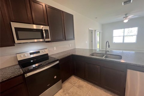 Casa en alquiler en Rotonda, Florida, 3 dormitorios, 147.25 m2 № 2218987 - foto 7