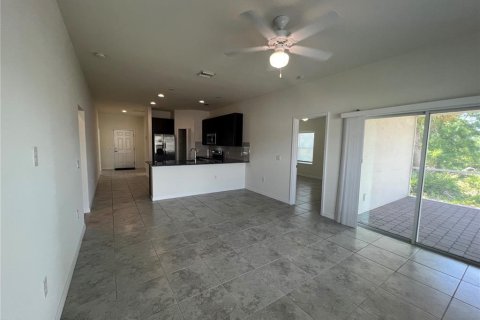 Casa en alquiler en Rotonda, Florida, 3 dormitorios, 147.25 m2 № 2218987 - foto 12