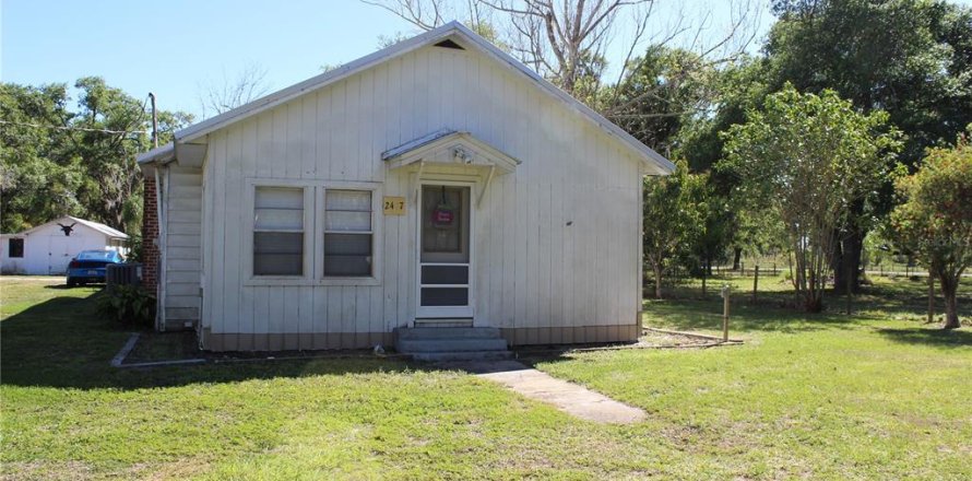 House in Arcadia, Florida 2 bedrooms, 171.13 sq.m. № 1720049
