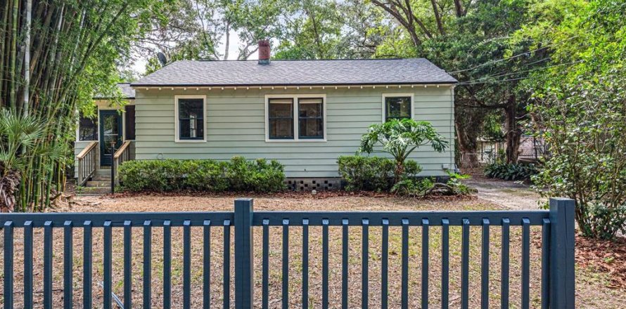 Villa ou maison à Gainesville, Floride 3 chambres, 102.56 m2 № 1907639