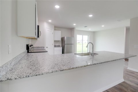 Casa en alquiler en Ocala, Florida, 4 dormitorios, 179.67 m2 № 1917378 - foto 9