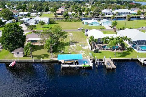 Land in Fort Myers, Florida № 1431154 - photo 5