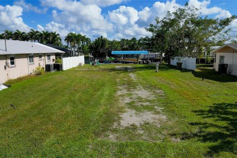 Land in Fort Myers, Florida № 1431154 - photo 12
