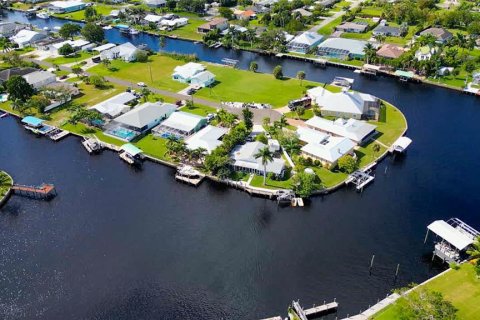 Land in Fort Myers, Florida № 1431154 - photo 24