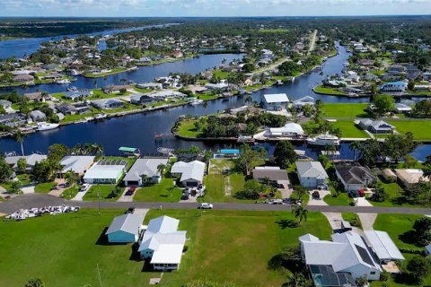 Land in Fort Myers, Florida № 1431154 - photo 7