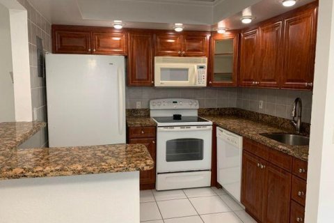 Condo in Delray Beach, Florida, 1 bedroom № 2178500