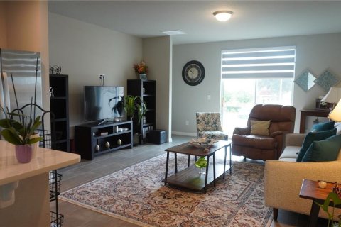 House in Davenport, Florida 3 bedrooms, 137.87 sq.m. № 1866416 - photo 6