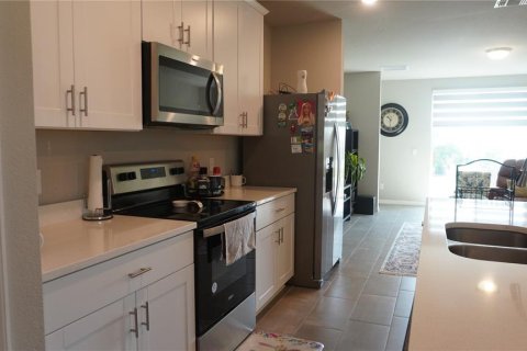 House in Davenport, Florida 3 bedrooms, 137.87 sq.m. № 1866416 - photo 18