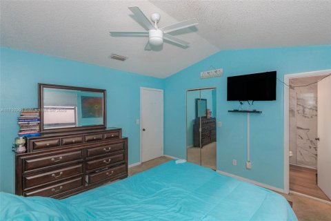 Adosado en venta en Pembroke Pines, Florida, 3 dormitorios, 117.8 m2 № 1861401 - foto 5