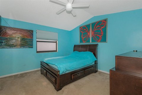 Adosado en venta en Pembroke Pines, Florida, 3 dormitorios, 117.8 m2 № 1861401 - foto 6
