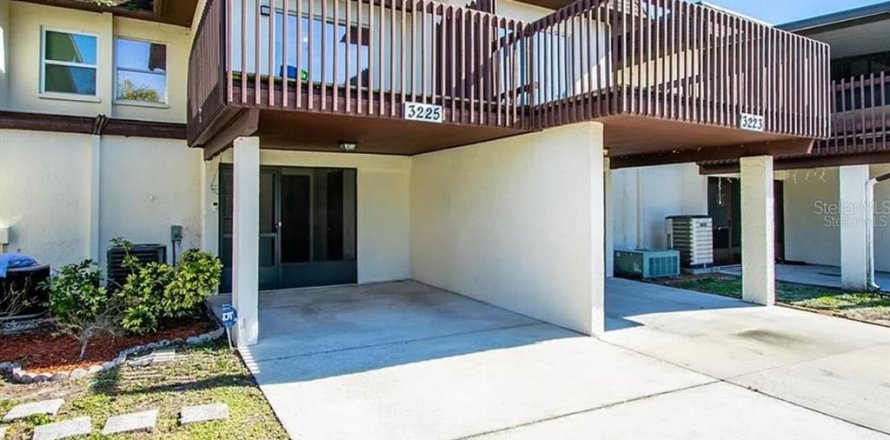 Adosado en Sarasota, Florida 3 dormitorios, 124.77 m2 № 1919340