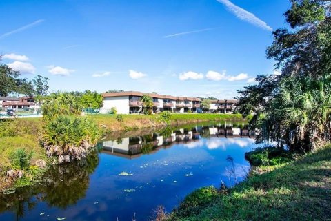 Townhouse in Sarasota, Florida 3 bedrooms, 124.77 sq.m. № 1919340 - photo 29