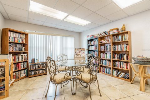 Купить кондоминиум в Нью-Порт-Ричи, Флорида 3 комнаты, 74.88м2, № 2205585 - фото 28