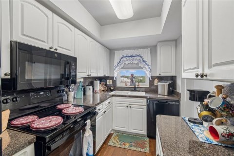 Купить кондоминиум в Нью-Порт-Ричи, Флорида 3 комнаты, 74.88м2, № 2205585 - фото 4
