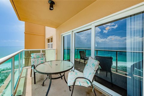 Condominio en alquiler en Clearwater, Florida, 1 dormitorio, 67.63 m2 № 1518809 - foto 3