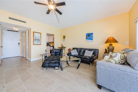 Condominio en alquiler en Clearwater, Florida, 1 dormitorio, 67.63 m2 № 1518809 - foto 17