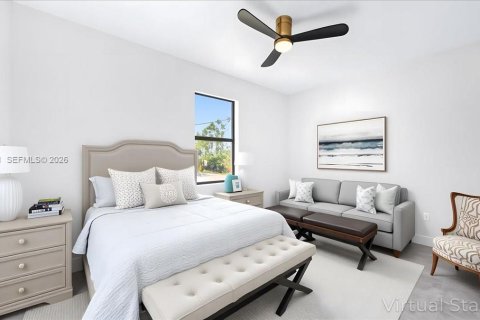 Casa en venta en Cape Coral, Florida, 3 dormitorios № 2000545 - foto 16