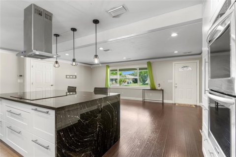 Casa en venta en Clearwater, Florida, 3 dormitorios, 128.21 m2 № 2344878 - foto 10