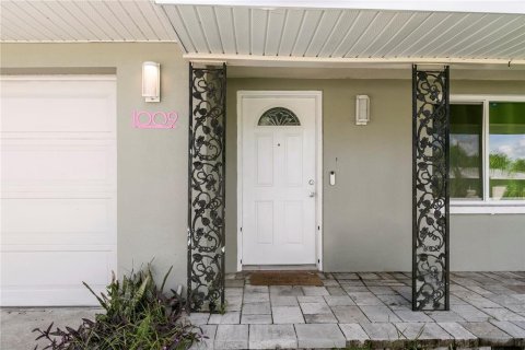 Casa en venta en Clearwater, Florida, 3 dormitorios, 128.21 m2 № 2344878 - foto 2
