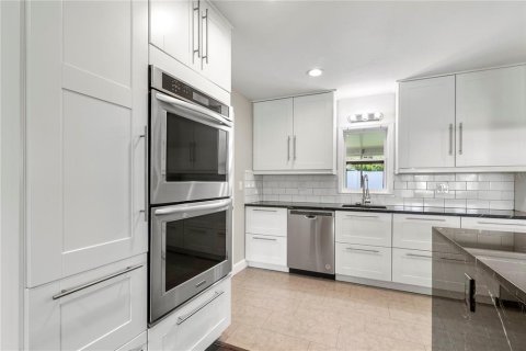 Casa en venta en Clearwater, Florida, 3 dormitorios, 128.21 m2 № 2344878 - foto 11