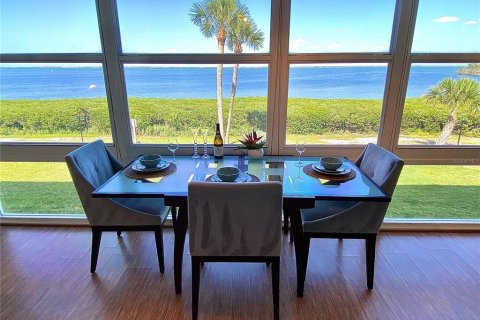 Copropriété à vendre à Longboat Key, Floride: 2 chambres, 123.1 m2 № 2418879 - photo 8