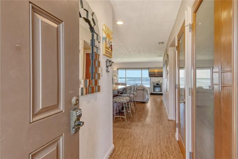 Copropriété à vendre à Longboat Key, Floride: 2 chambres, 123.1 m2 № 2418879 - photo 4