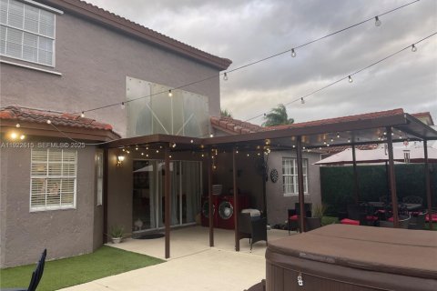 Villa ou maison à vendre à Coconut Creek, Floride: 4 chambres, 210.24 m2 № 1976692 - photo 21