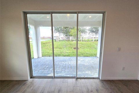 Villa ou maison à vendre à Mascotte, Floride: 4 chambres, 199.83 m2 № 2299501 - photo 5