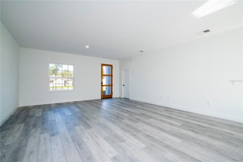 House in Citrus Springs, Florida 4 bedrooms, 164.81 sq.m. № 1649480 - photo 11